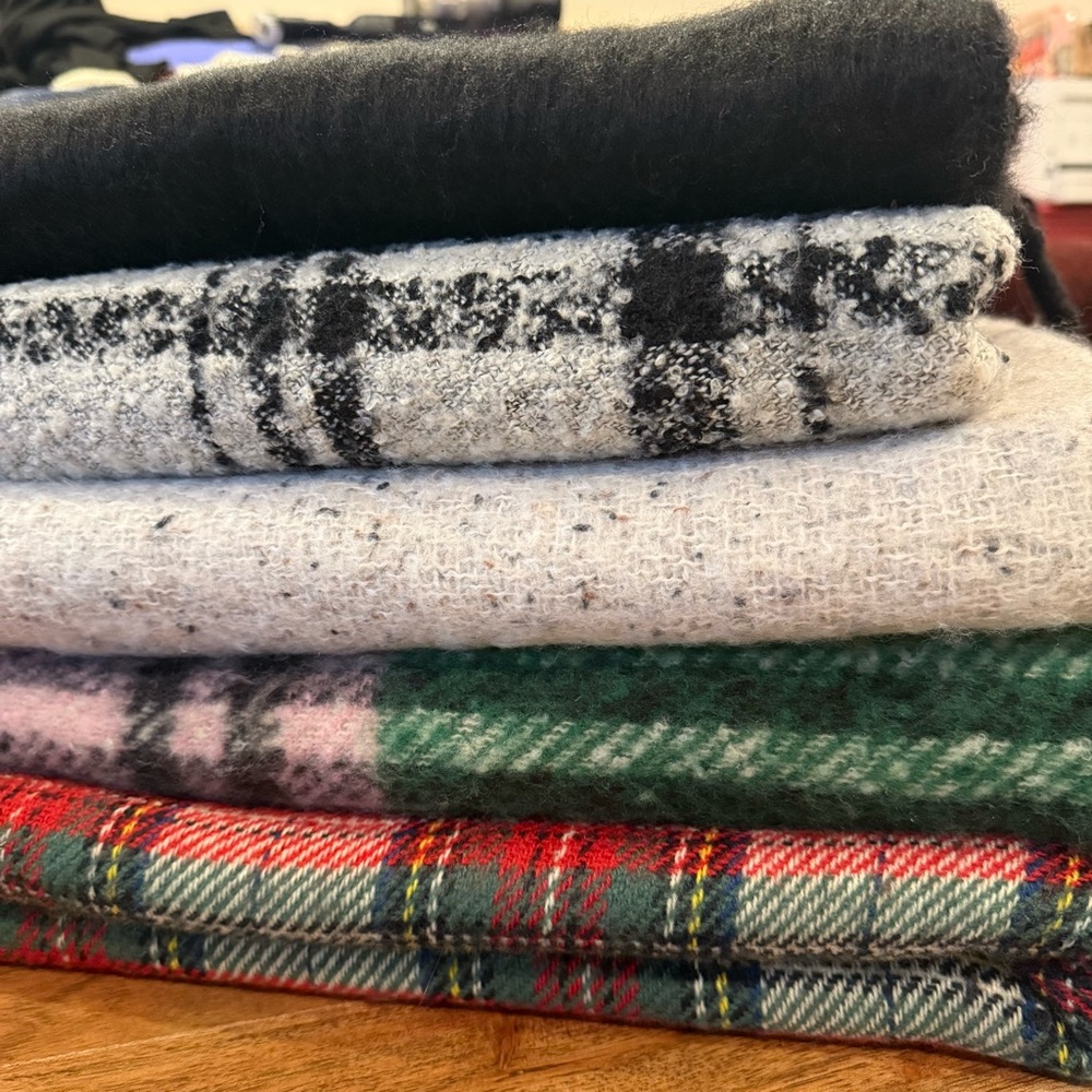Blanket Scarf BUNDLE of 5 Old Navy, American Eagle, Abercrombie OS